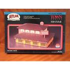 610 Atlas Model Railroad Ho Scale Town Series Mini 017138102483