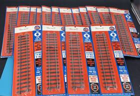 2-rail Ahm 7952 Lot Of 16 O Gauge 12 Inch Straight Tracks Nos Scale Train