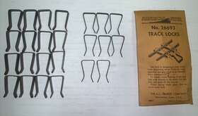 26693 American Flyer Track Clips No. - Original Envelope 16 Wide 8 Thin U