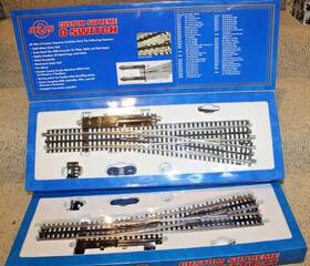 6024-6025 Atlas O 3-rail #6024 And #6025 #5 Electric Remote Left Right Switches Mint