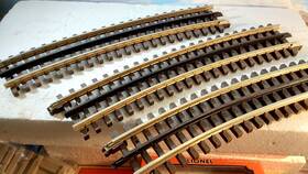 Atl6064 Atlas O 3-rail O63 Full Curved Section 16 Pcs./circle 6064