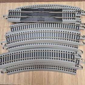 18r-30 Bachmann 10 Pc 18 Inch R 30 Curve Ez-track Gray Roadbed And 1 Straight Section
