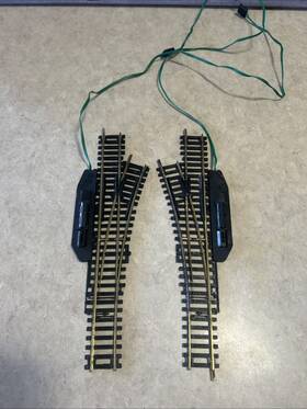 Bachmann 2965a Ho Scale Left And Right Hand Remote Control Switch-used