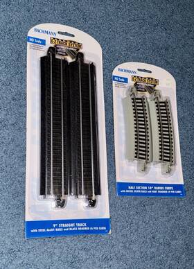 Bachmann 44351 Lot Of 2 Ho Ez Track System / 4 18 Inch Radius Curve 9 Straight