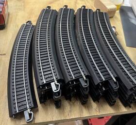 Bachmann 4953785 E-z Track Ho Scale 18 Inch Radius Curved Steel Model Railroad