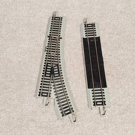Ezt1 Bachmann Ho Scale E-z-track Left Hand Turn Out And Terminal Derailer For Train Set
