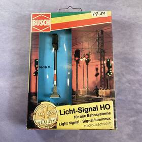 5822 Busch #5822 Ho Scale Light Signal Train Layout
