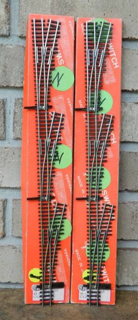 0005-009515 Con-cor Lot Of 2 N-scale Track Rh Yard Ladder #4 Code 70
