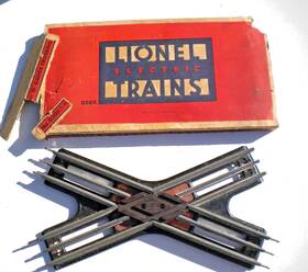 020x Lionel No. 45 Degrees Inch O Gauge Crossing - Boxed