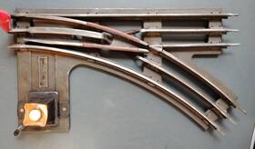 021r Lionel 021 Manual Switch Right With Light. Tested/serviced C6 Very Good Conditio