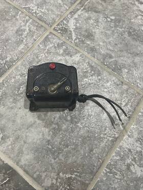 1122-100 Lionel #1053 60 Watt Train Transformer Whistle Control