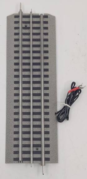 6-85413 Lionel O 10 Inch Straight Terminal Fastrack Section 50