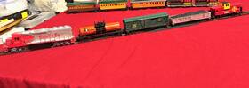 03479 Model Power Ho Train Set Santafe Engine 4 Cars 36x54 Brass Track Rerailer And