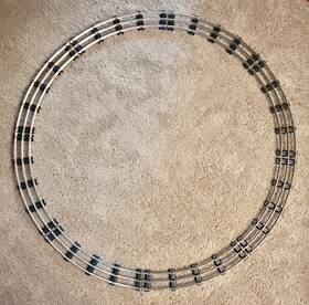 10-1039 Mth Standard Gauge 42 Inch Curve Track - 8 Sections