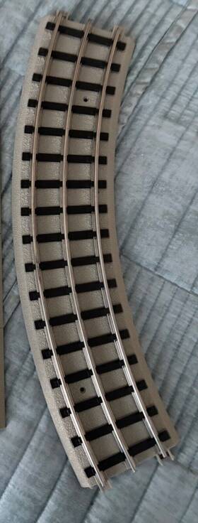 10-99072 Mth Standard Track For Fabio