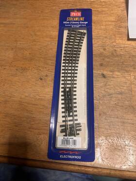 Peco Pcosl-e1487 Ho Hom 12mm Gauge Nickel Silver Curved Turnout Right Hand Sl-e1486