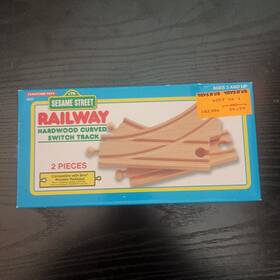 Tootsietoy 070908045571 Vintage 1995 Sesame Street Railway Hardwood Curved Switch Track #4557