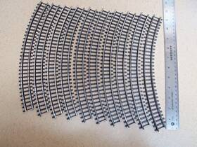R483 Tri-ang Hornby 18 Oo Super 4 Double Curved Track Small Radius