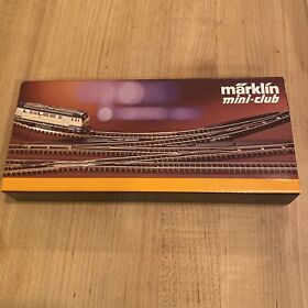 8561 Z Scale Marklin Mini-club #8561 Left And Right Turnouts Pair