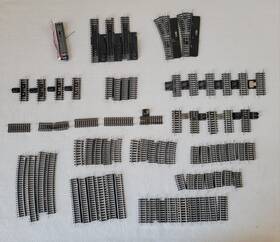 Zeuke 545/103 Tt Scale 1 120 Lot Of Mixed Track Rail And Accessories Switch Decoupler Signal