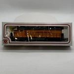 Bachmann Ho Scale Emd GP40 Diesel Locomotive Union Pacific 866 With Box. Fixed Price $34.20.