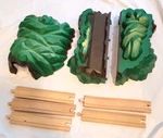 Maxim Enterprise Mountain Jungle Pass Thomas The Train Wooden Track Compatible. Fixed Price $19.95.