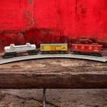 Lionel Gauge Lot Tanker, Boxcar, Caboose Pre-war 1689 & 1672 Sunoco 6465. Fixed Price $9.99.