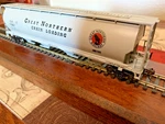 Great Northern 4 Bay Cylindrical Hopper Car- Scale " Grain Loading New. Fixed Price $54.95.