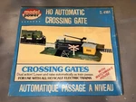 Operating Crossing Gate Ho Scale Gauge Life Like 8209 Model Train Railroad. Fixed Price $11.00.