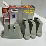 Atlas Item #81 Ho Scale 3 Inch Bridge Piers 4 Pieces Model Railroad Co Used. Fixed Price $5.99.