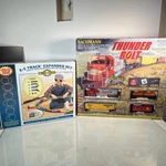 Bachmann Thunderbolt Ho Electric Train Set-santa Fe-complete E-z Track Expansion. Fixed Price $119.99.