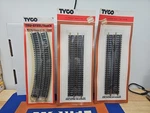 Lot Of 3 Tyco: 18" Radius Curve Track 418 & 2 #917 9" Straight New.. Fixed Price $18.00.