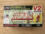 Kato 20-861 Unitrack V2 Single Viaduct Set-damaged, Read Description. Fixed Price $60.00.