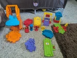 Vtech Go Smart Wheels Track 30 Pcs Curves 4 Ways Straight Railroad House Lift. Fixed Price $18.97.