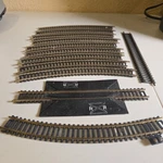 Train Tracks Ahm Ho Scale Model Curved R18" 2560 2569 2527 Rerailer Straight. Fixed Price $9.99.