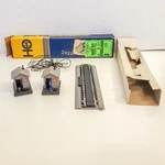 2 Marx Model Train Operating Crossing Watchman Shack With Original Box Works. Fixed Price $100.00.