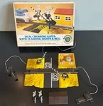 Bachmann NO.46214 Ho Scale Dual Crossing Gates Flashing Lights & Bell Untested. Fixed Price $17.99.