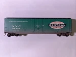 *weathered* Bachmann Ho Scale New York Central 50' Plug Door Box Car No. 48222. Fixed Price $15.00.