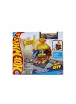Mattel Hot Wheels City Downtown Burger Drive-thru Playset HDR26. Fixed Price $26.99.