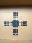 Life Like 90 Degree Crossing Ho Scale Gauge Silver Track Used. Fixed Price $7.99.