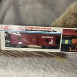 Lionel 6-6431 Southern Pacific "famous American Railroad" Bay Window Caboose. Fixed Price $45.95.