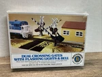 Mib Bachmann 1443 Ho Scale Train Dual Crossing Gates, Lights & Bell 46-1214 Vntg. Fixed Price $33.75.