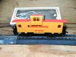 Bachmann Ho Scale 41' Union Pacific U.p. 25743 Wide Vision Model Train Caboose. Fixed Price $12.75.