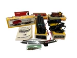 Vintage, Bachmann 1976 Ho General Motors Emd F7 Diesel Sante Fe Train Set. Fixed Price $75.99.