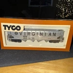 Tyco 344C Scale Virginian Bay Hopper #2610 Box. Fixed Price $8.00.