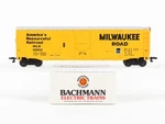 Ho Scale Bachmann Milwaukee Road Single Plug Door Box Car #56500. Fixed Price $17.95.