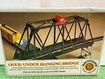 Bachmann #46-1222 Ho Gauge Over/under Blinking Light Bridge Open Box Complete. Fixed Price $8.25.