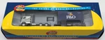Athearn 92129 Ho P&o Chassis 20' Container And Freightliner Tractor. Fixed Price $39.09.
