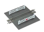 Straight Level Crossing Complete With Ramps & Gates Peco ST-268. Fixed Price $27.47.