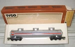Ho Tyco 357B Gulf 62' Triple Dome Tank Car Ob. Fixed Price $12.95.